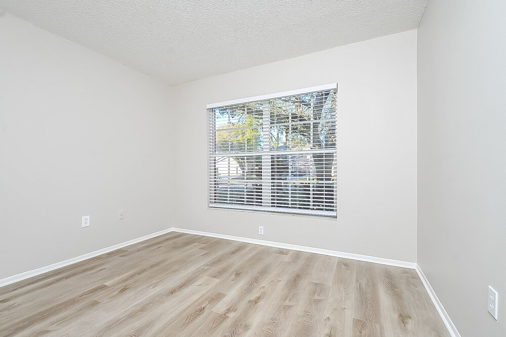 Building Photo - 13208 Sharondale Ct
