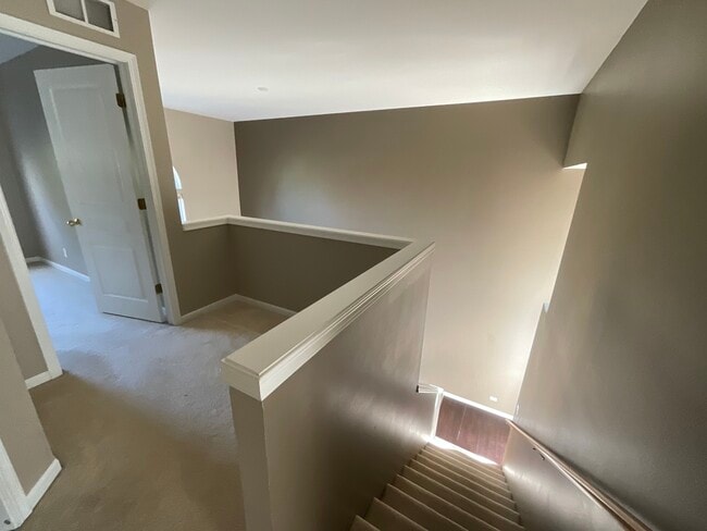 Building Photo - 3248 Bromley Ln