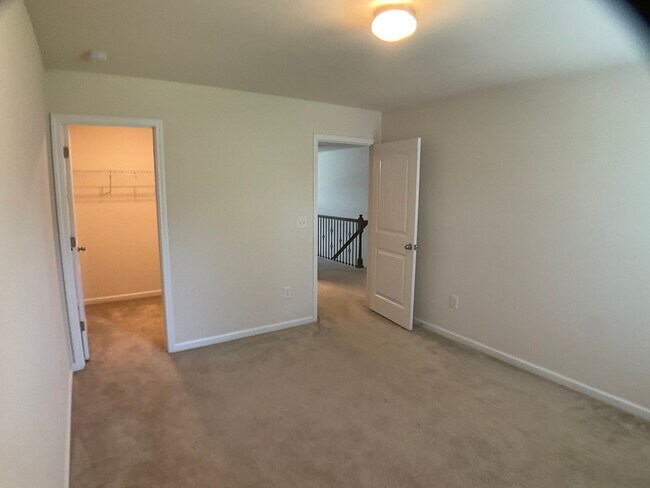 Building Photo - 4 Bed, 3 Bath in Desirable Apex