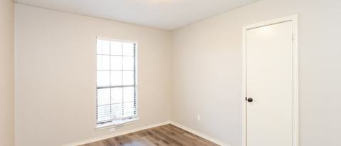 Building Photo - 7618 Creek Wood Dr