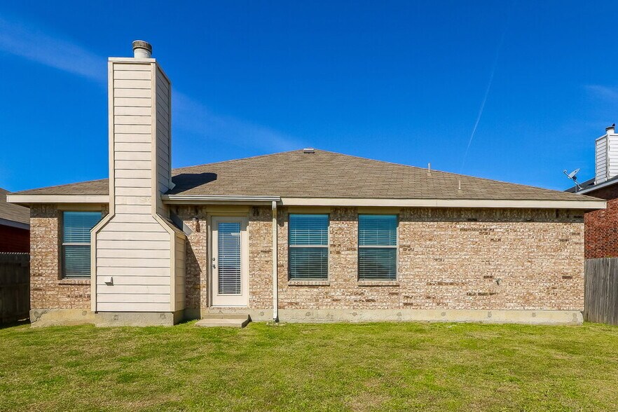 Building Photo - 7307 Fossil Creek Dr
