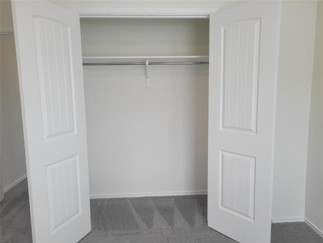 Building Photo - 4465 Acerno St