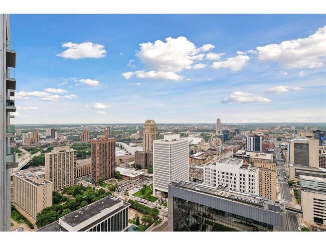 Building Photo - 255 Hennepin Ave