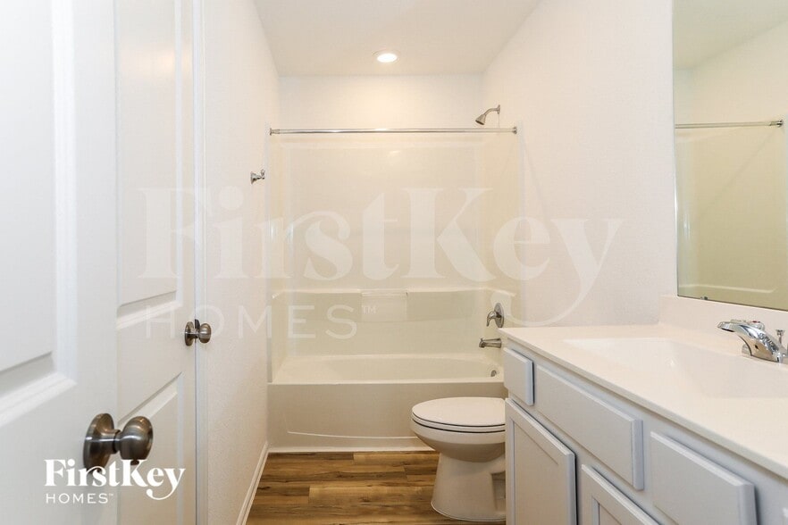 Building Photo - 23939 Steep Climb Dr