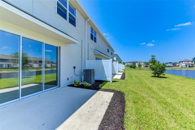 Building Photo - 5744 Haven Ter