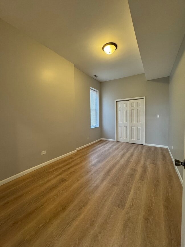 Building Photo - 1826 S Kedzie Ave