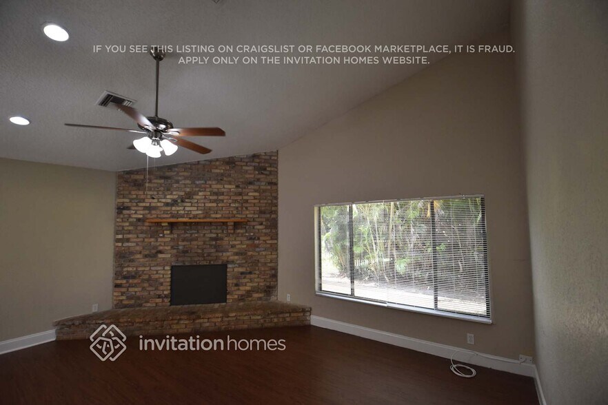 Building Photo - 3261 NW 108th Dr