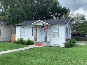 Building Photo - Charming 3 Bed/2 Bath Home in Murray Hill!