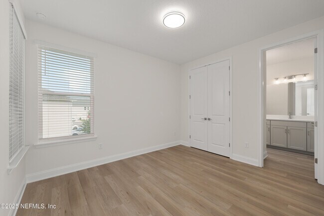Building Photo - 50 Sewall Ln