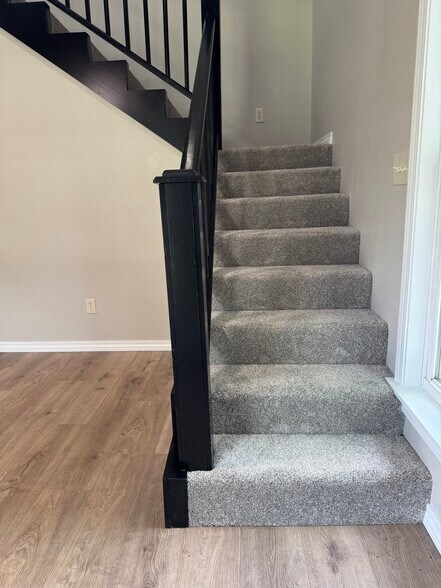 Stairs - 219 E Mill St