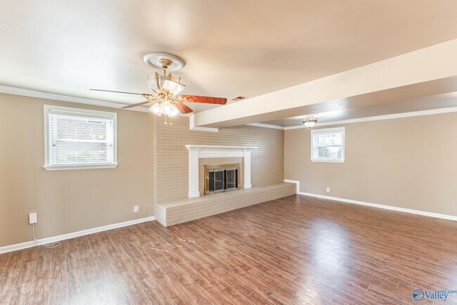 Building Photo - 1116 Tyler Rd NW