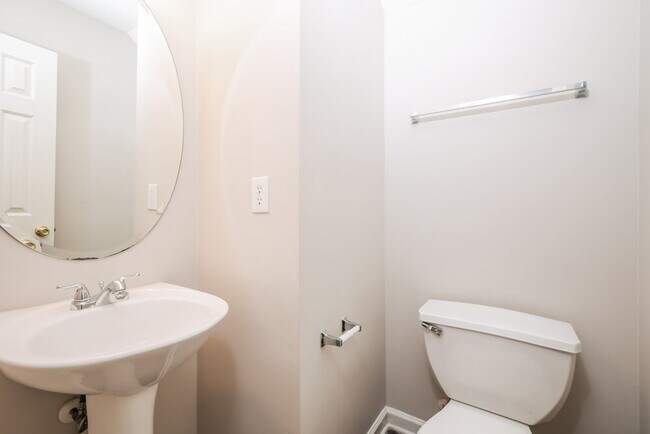 Building Photo - 3216 Marcony Way