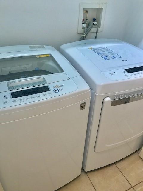 Building Photo - 5804 Autumn Shire Dr