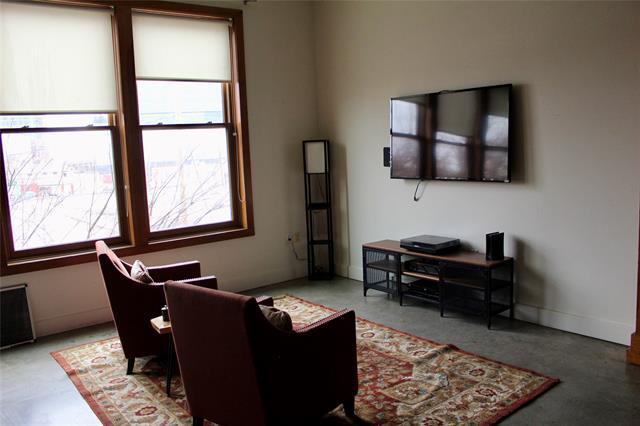 Building Photo - 2502 Live Oak St