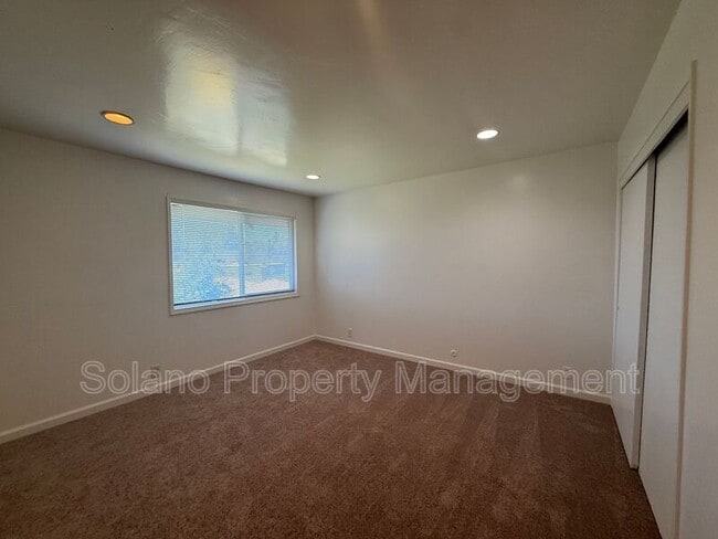 Building Photo - 409 Taylor St