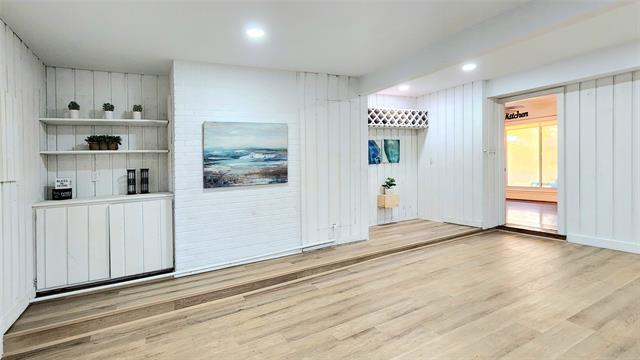 Building Photo - 1911 Greenhaven Dr