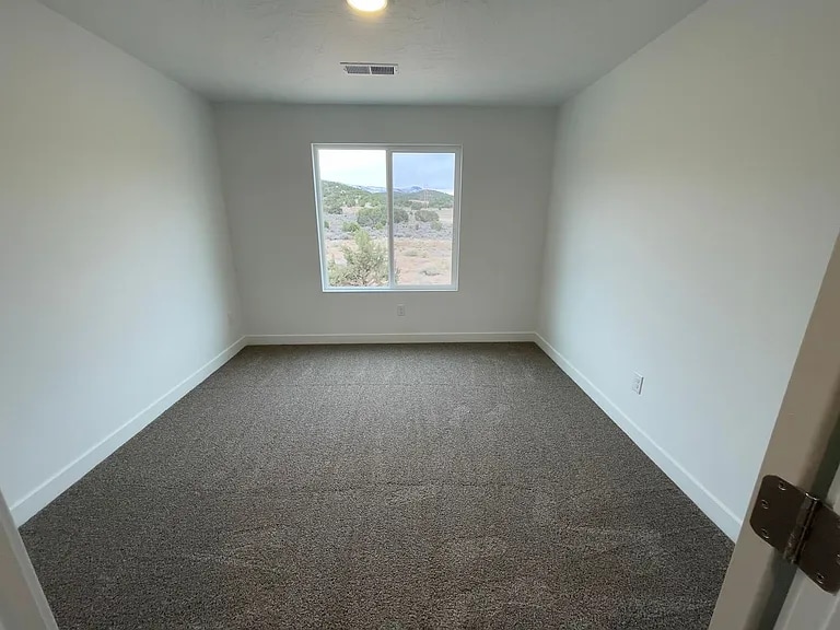 Building Photo - 2939 W LaGrand St