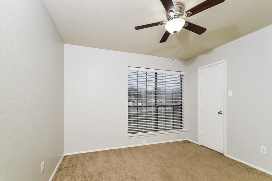 Building Photo - 6612 Hightower Dr