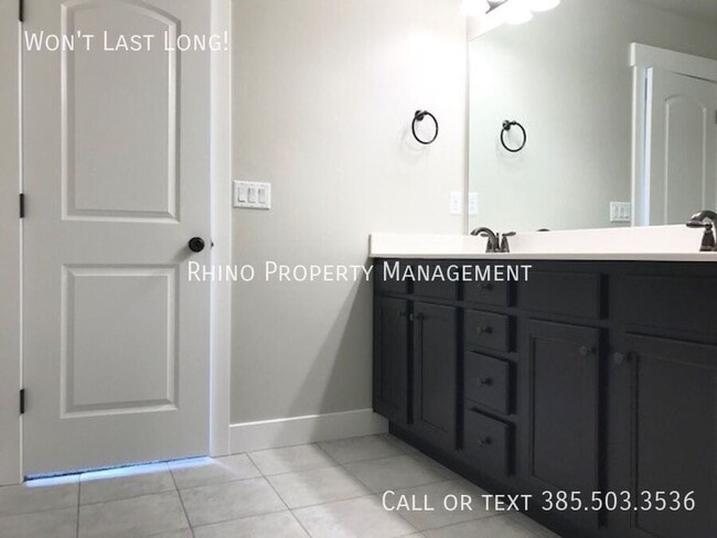 Building Photo - 249 Eaglewood Dr
