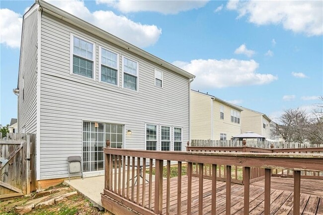 Building Photo - 1726 Taynton Cir