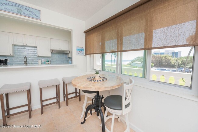 Building Photo - Furnished and Available April 6th 2026