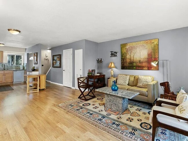Building Photo - 2-Bedroom / 1-bath Charming Coronado Villa...