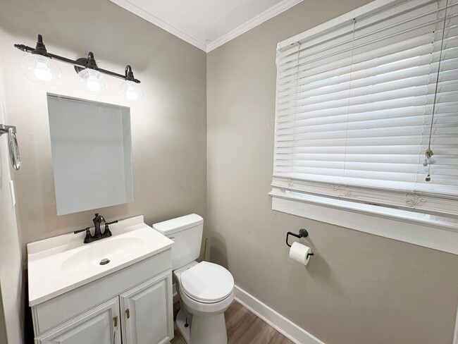 Building Photo - Adorable home in Franklin, KY for rent