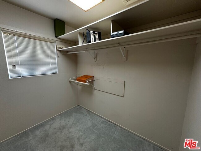 Building Photo - 3791 Olmsted Ave