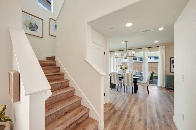 Building Photo - 143 N Un St