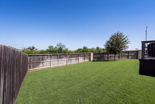 Building Photo - Custom Deck, Custom Closet, Custom Kind of Living