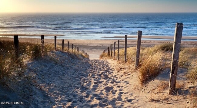 Building Photo - 8067 Purchase Ne Pl