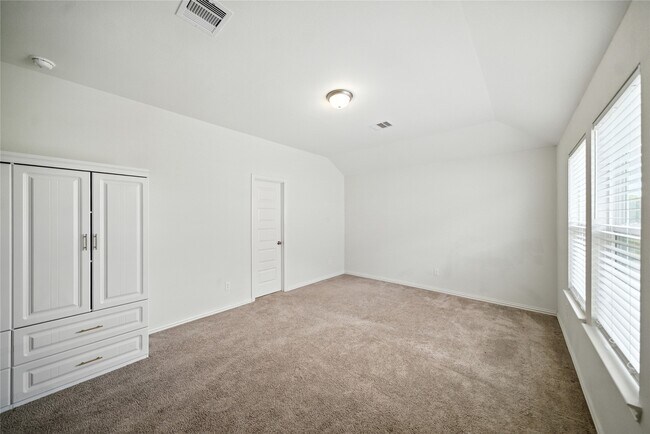Building Photo - 1538 Revolution Way