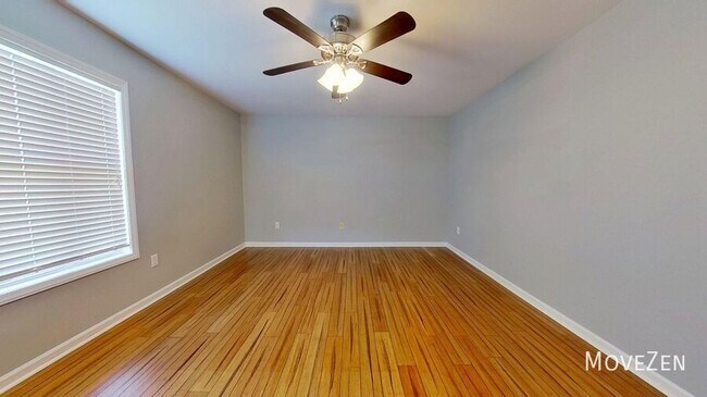 Building Photo - 4113 Breezewood Dr