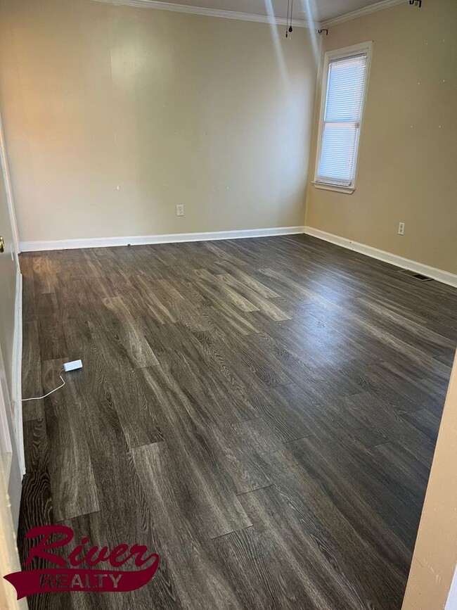 Building Photo - 2114 Telfair St