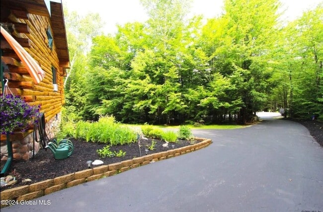 Building Photo - 53 Moose Ridge Dr