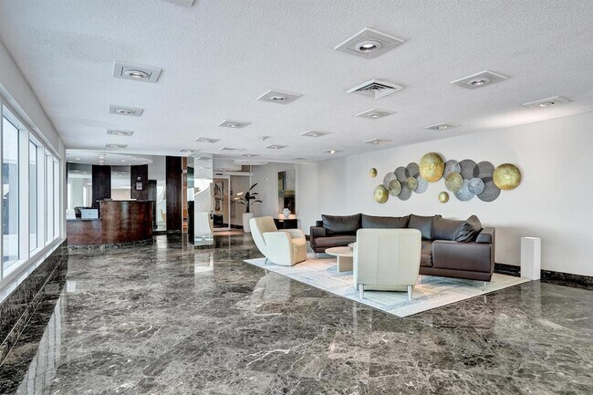Building Photo - 1360 S Ocean Blvd