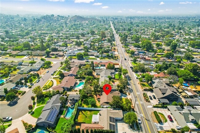 Building Photo - 1281 La Colina Dr
