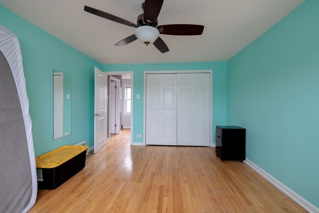 Building Photo - Charming 2 bdr, 2 bthr single family home in Belmont Cragin.