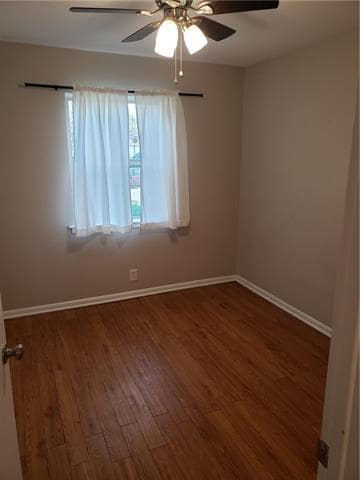 Building Photo - 719 Rolling Ridge Dr