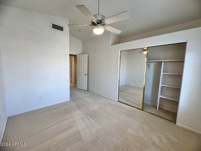 Building Photo - 1873 W Falcon Dr