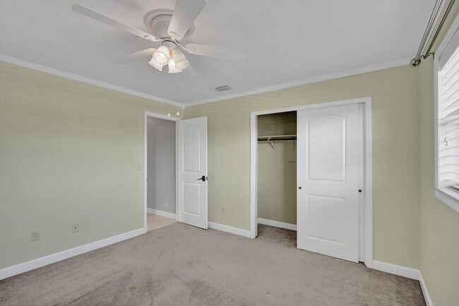 Building Photo - 109 Wettaw Ln