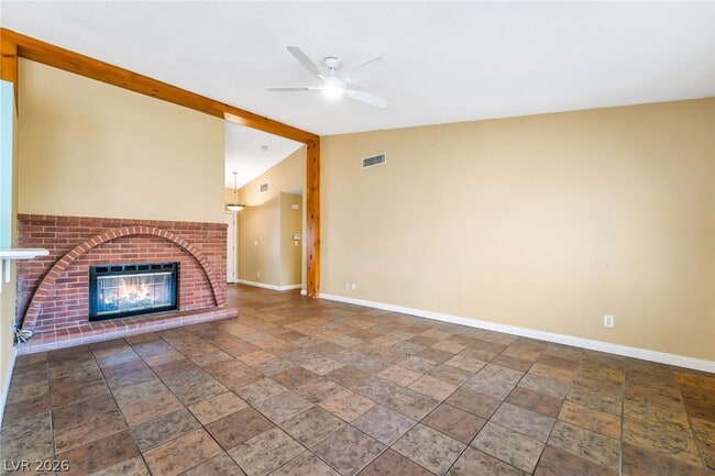 Building Photo - 731 Autumn Moon Dr