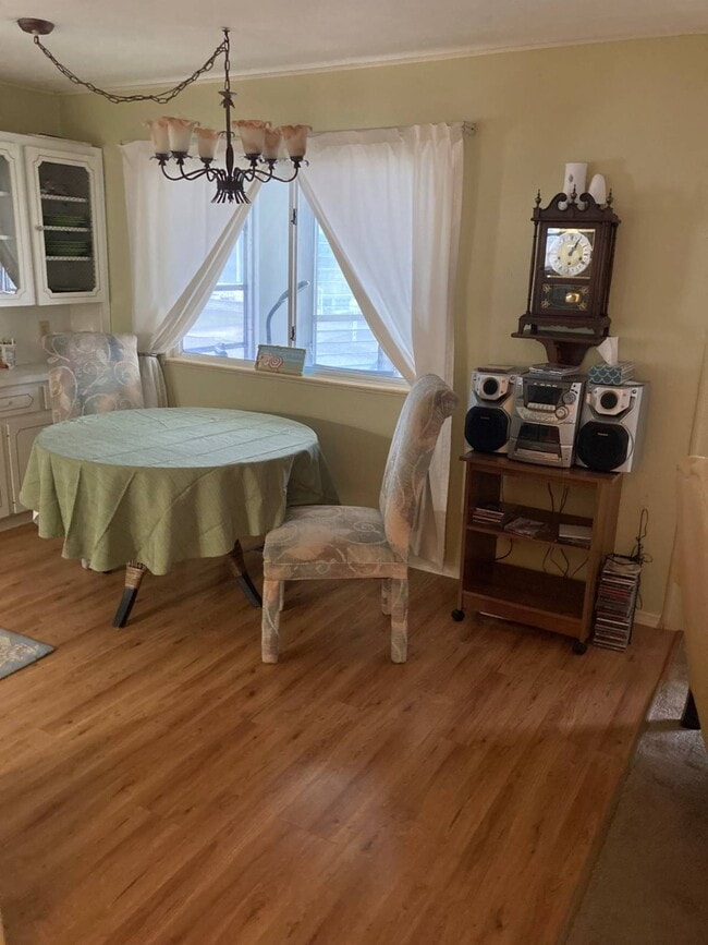 Building Photo - 166 4th St W