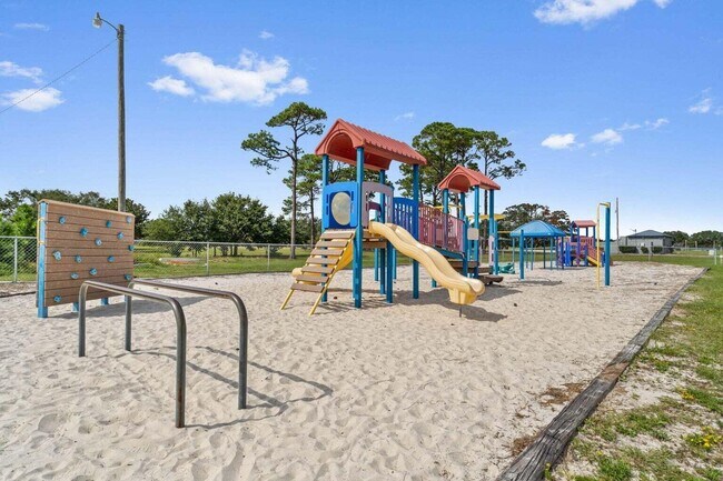 Building Photo - 6598 Britt St