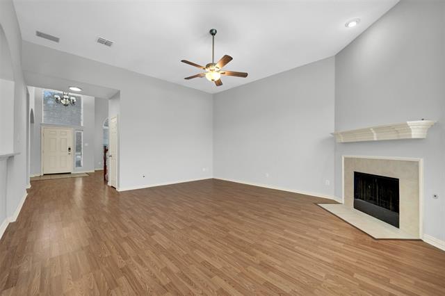 Building Photo - 208 Del Cano Dr