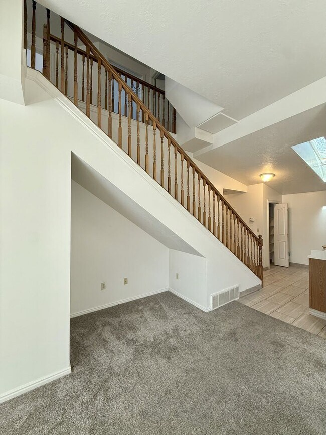 Building Photo - Timeless Charm, Modern Living — 4-Bed Gem ...