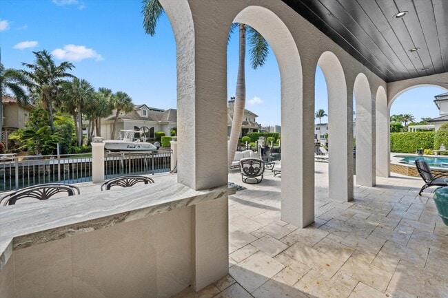 Building Photo - 7474 NE Bay Cove Ct