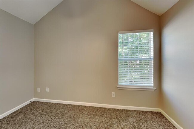 Building Photo - 6923 Foxmoor Way