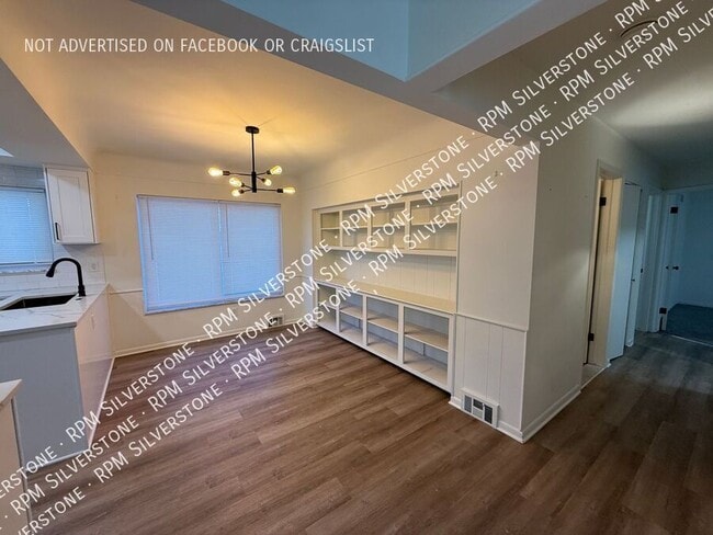 Building Photo - 5681 Skylite Ln