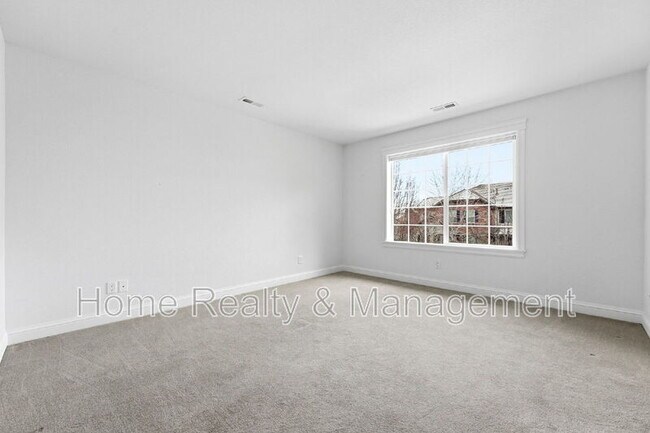 Building Photo - 14325 N Santa Fe St